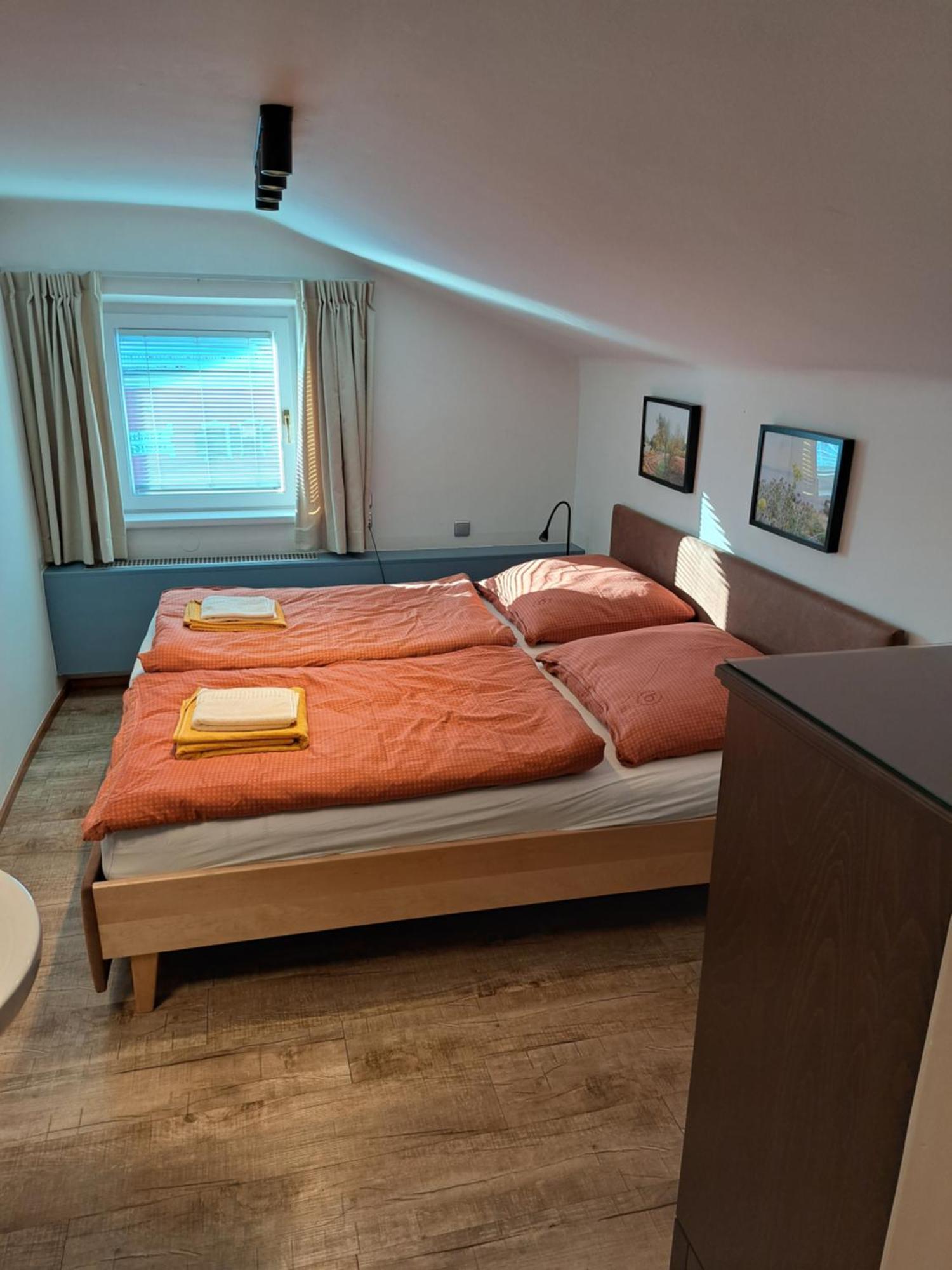 Gesa'S & Tom'S Stadtappartement Saalfelden Zewnętrze zdjęcie