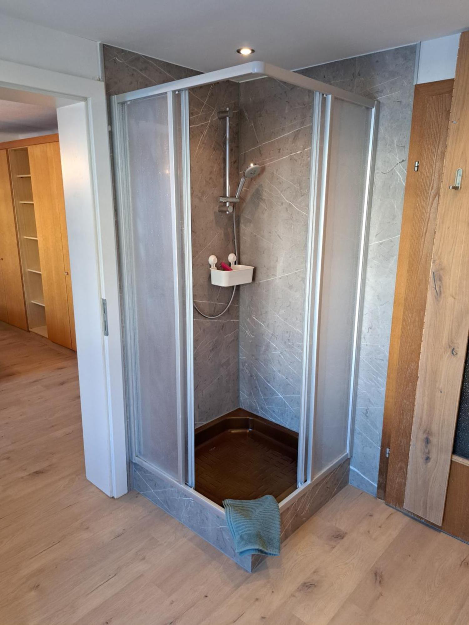 Gesa'S & Tom'S Stadtappartement Saalfelden Zewnętrze zdjęcie